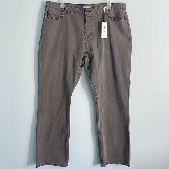 Five Four Ferdi Men’s 42 (Actual 44x33) Gray Denim Straight Leg Button Fly Jeans - Picture 1 of 9